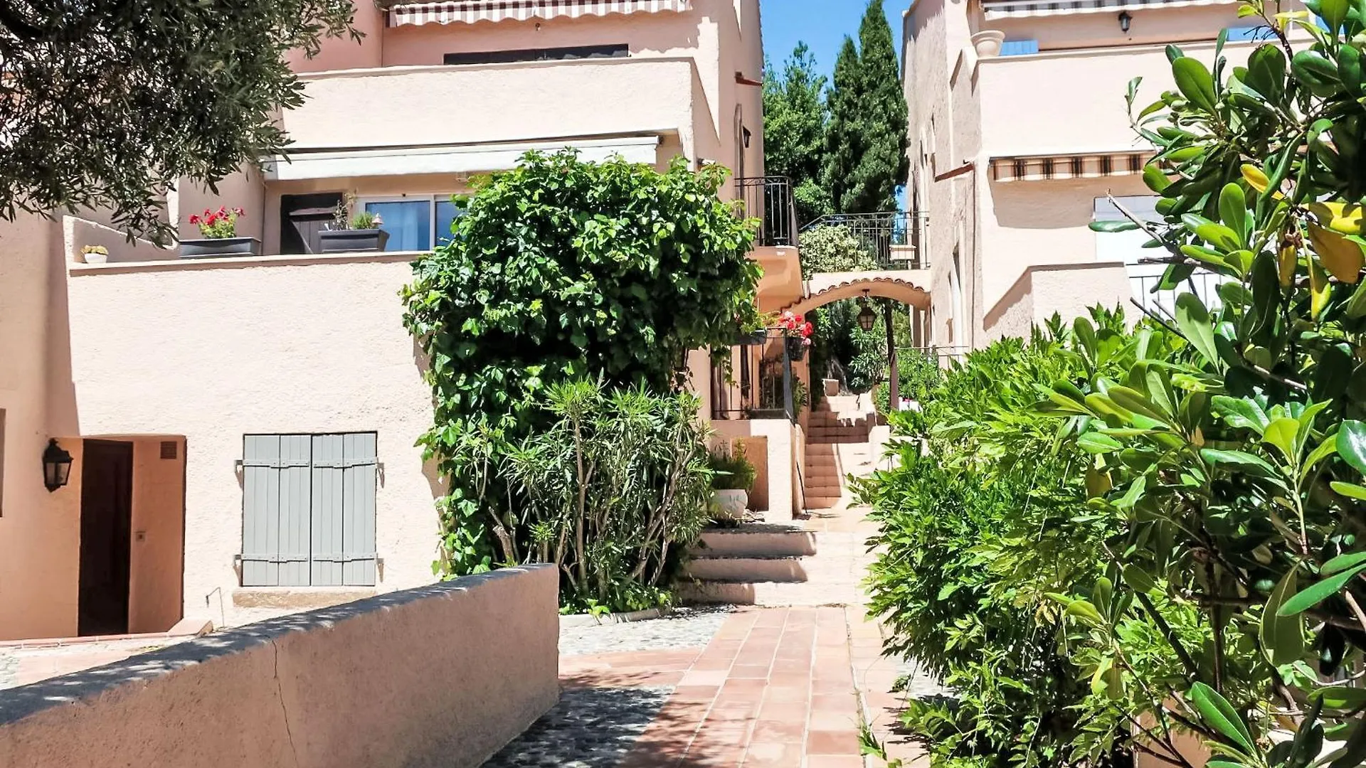 Apartment Village De Silhouette-6 By Interhome Grimaud 0*,